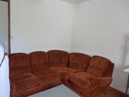 coin salon pour les chambres au Domaine de la Tour