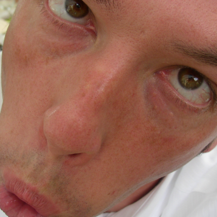 Niveau 2: Qui est-ce?